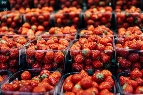 La loi AGEC interdit l'utilisation de plastique pour fruit et légumes